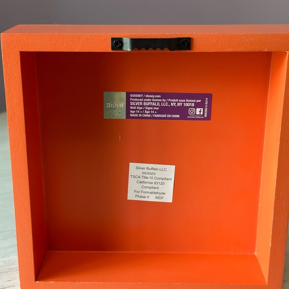 Disney’s Stitch Halloween Wall Decor - Picture 2 of 3